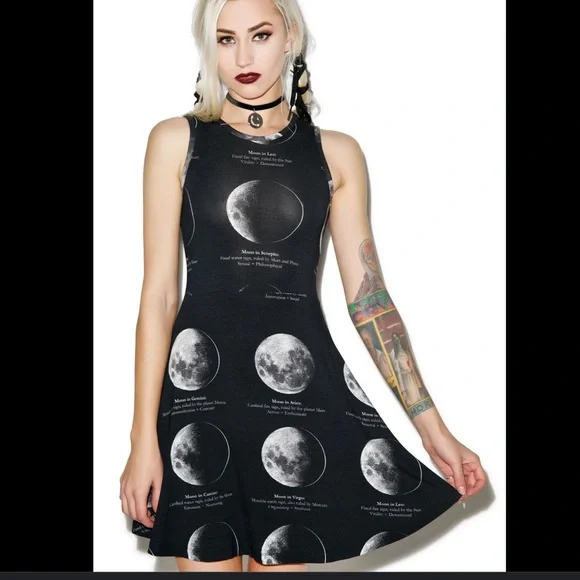 KILLSTAR ITEMS ARE NOW IN agothicuniverse.com for Less - APPROVED BY KILLSTAR - Picture 2 of 8